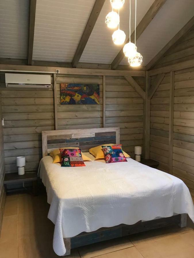 Charmant Bungalow Au Coeur De L'Ile Baie-Mahault Exteriér fotografie